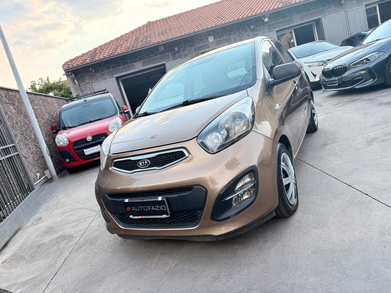 Kia Picanto 1.0 12V 5 porte Easy