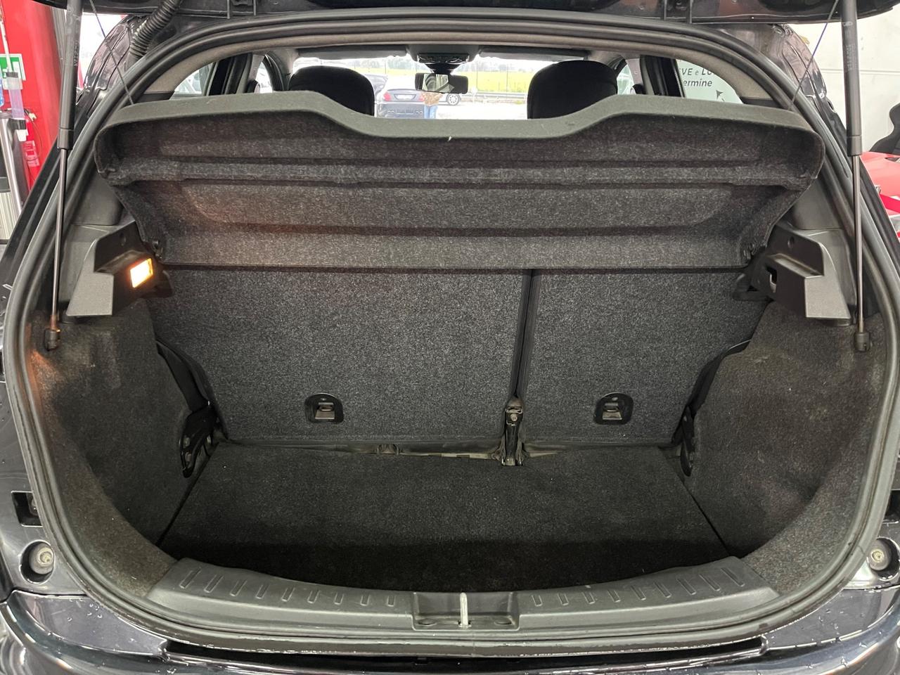 Lancia Ypsilon 1.2 Neopatentati PERMUTE RATE