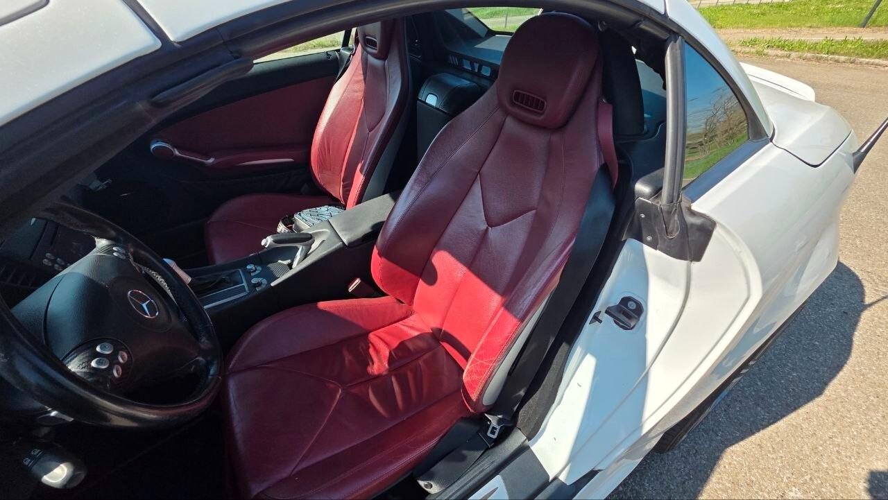 Mercedes SLK 350 V6 AMG