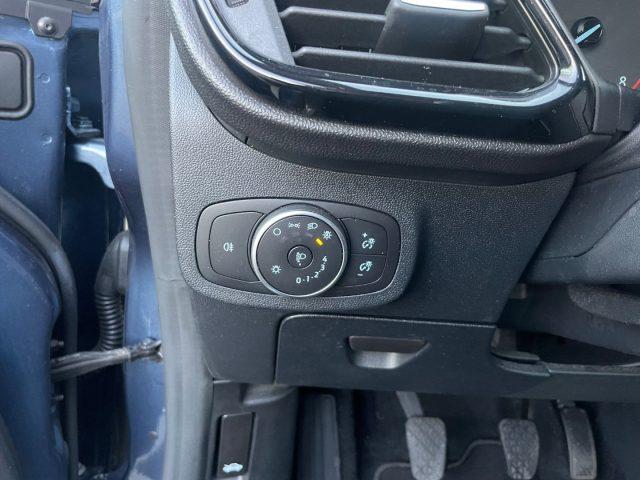 FORD Fiesta 1.1BENZ 75 CV 5 porte Titanium OK NEOPATENTATI