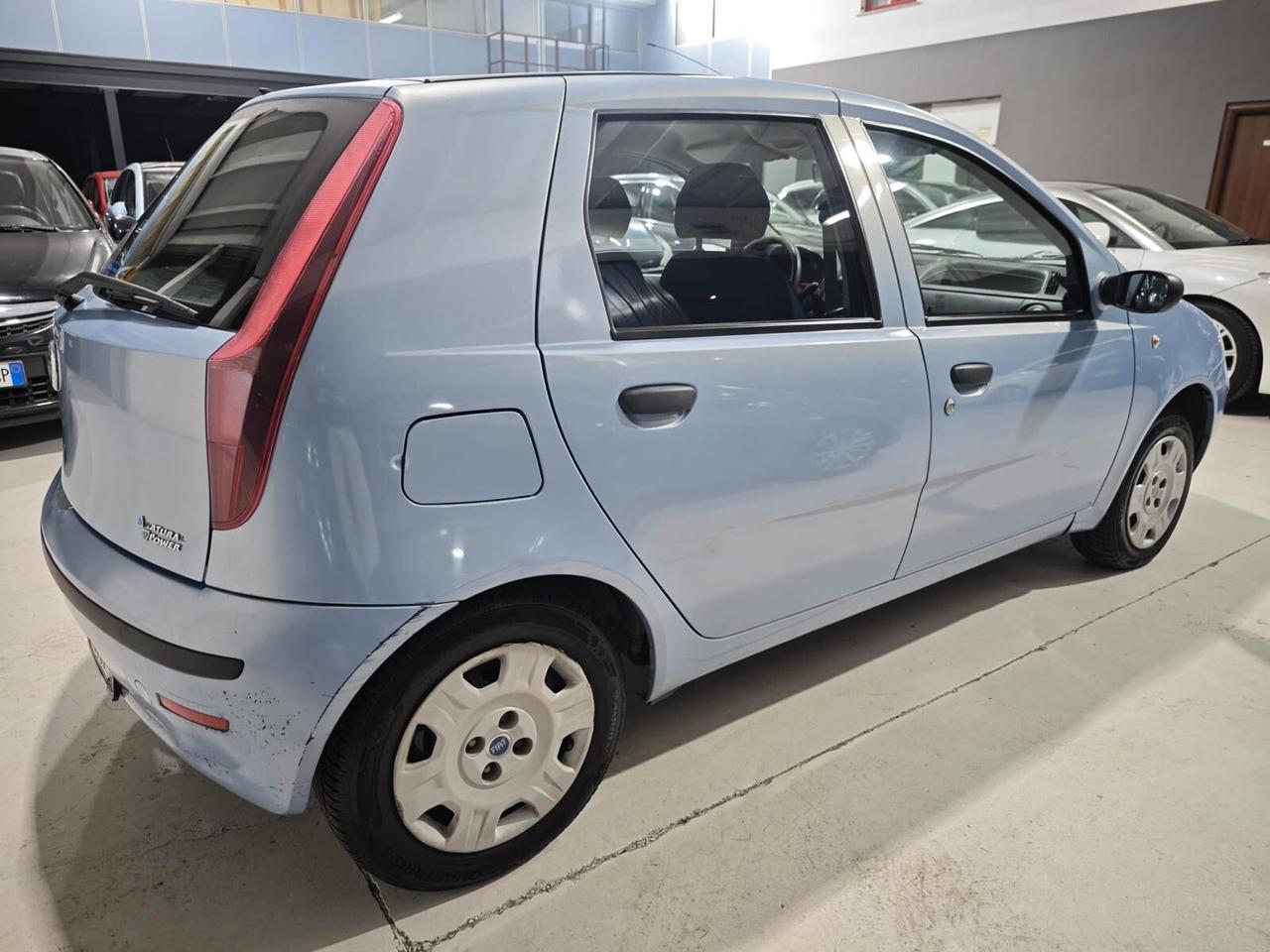 Fiat Punto Neopatentati Metano