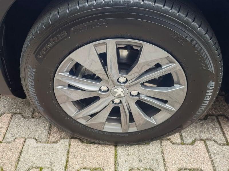 Peugeot 2008 2008 PureTech 100 S&S Allure