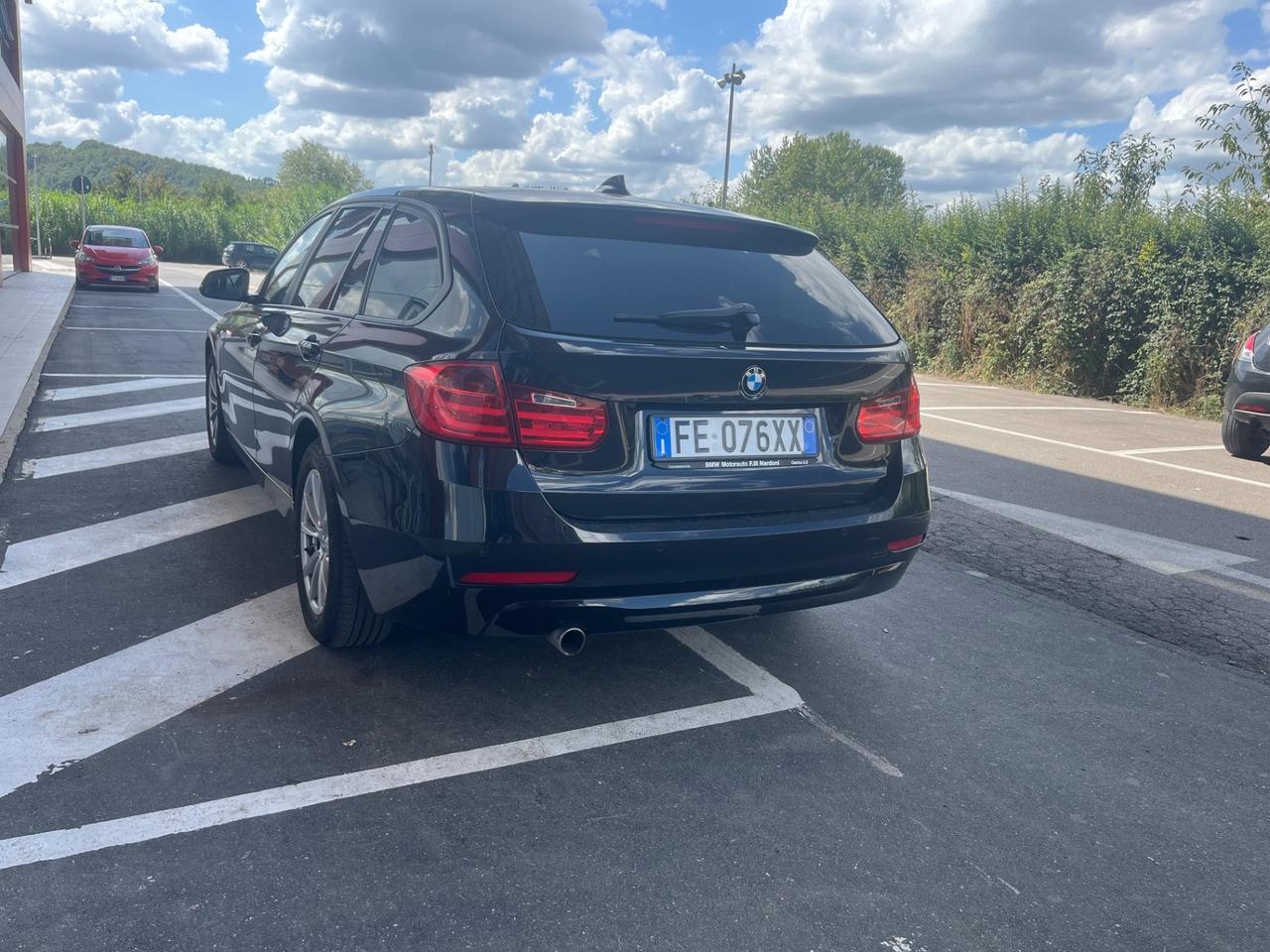 Bmw 320d Touring Business aut. 2014 2.0 DIESEL 184 cv
