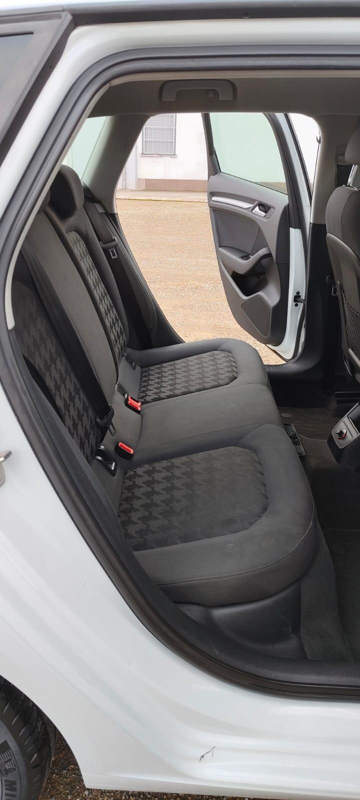 Audi A3 1.6 TDI clean diesel Attraction