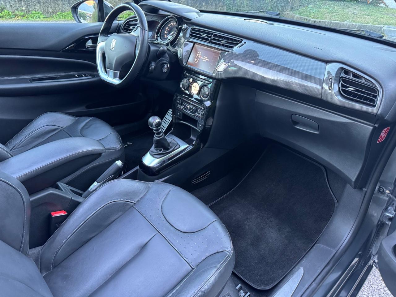 DS3 3 1.6 THP 155 L'uomo Vogue Cabrio