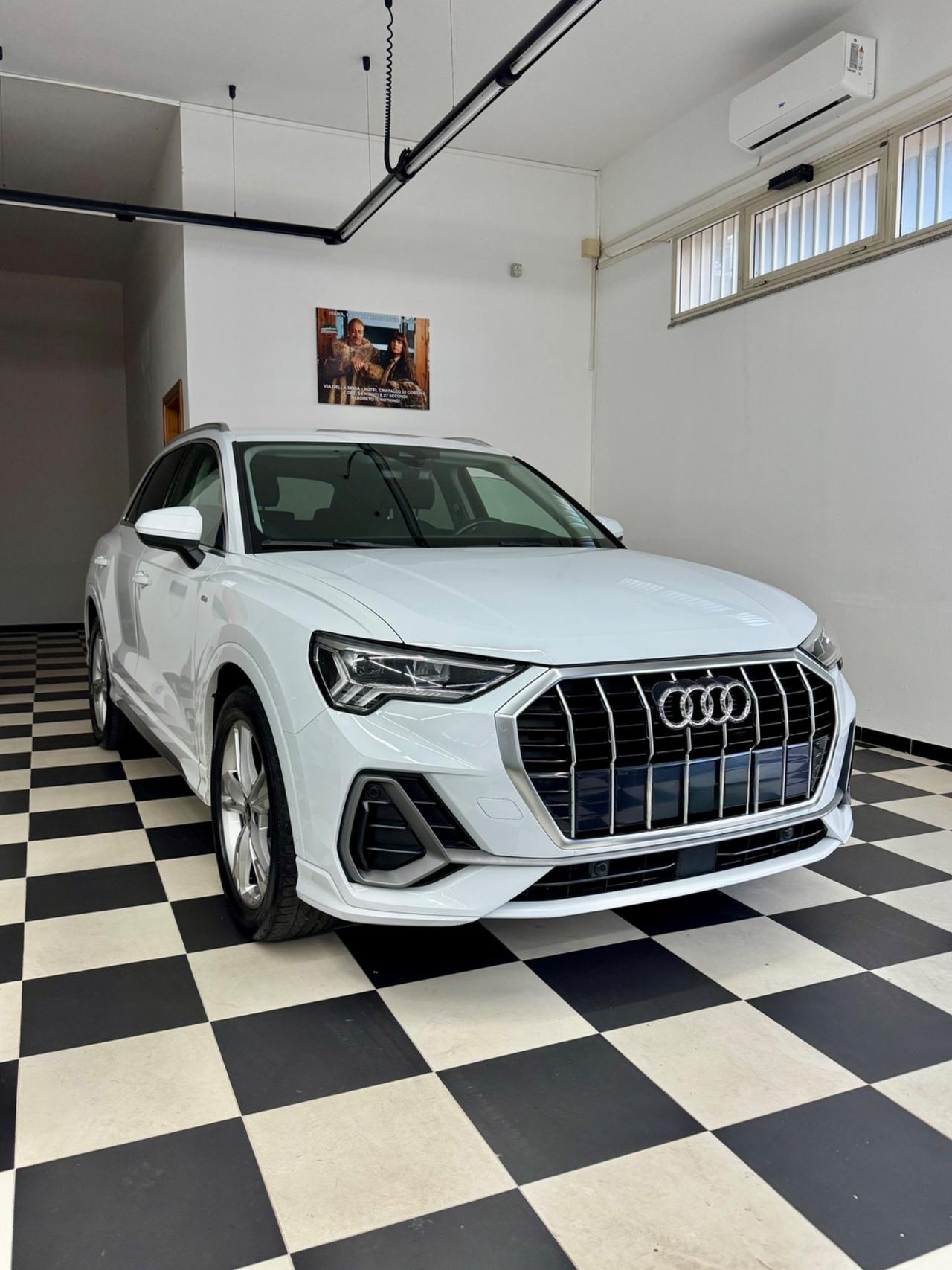 Audi Q3 35 TDI S tronic S Line Edition