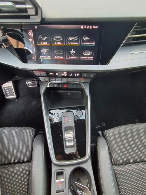 Audi A3 SPB 30 TDI S line edition