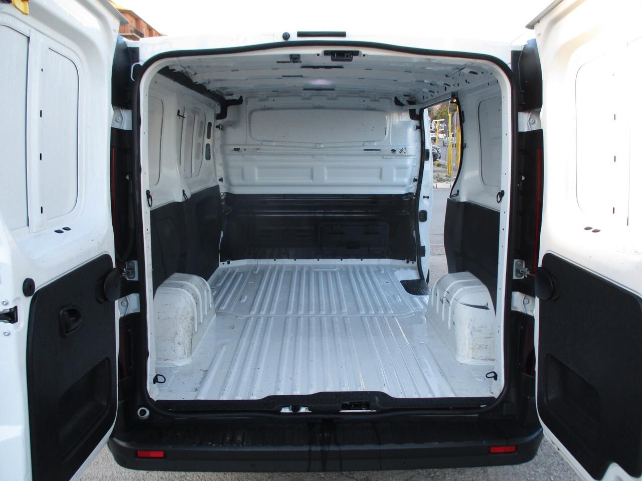 RENAULT TRAFIC 1.6 DCI PARL AL NUOVO 2019