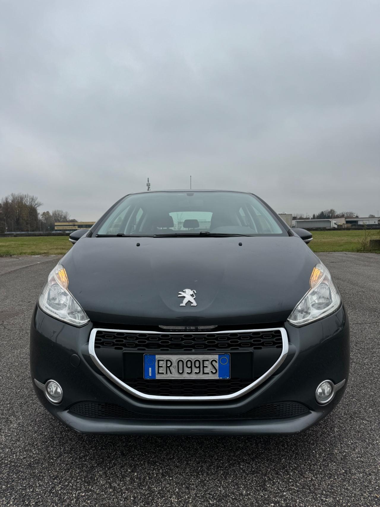 Peugeot 208 1.2 VTi 82 CV 5 porte Allure
