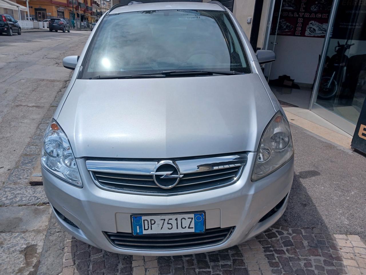 Opel Zafira 1800cc GPL 7 POSTI