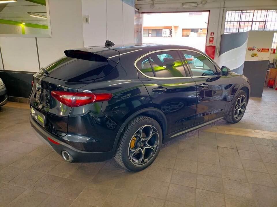 ALFA ROMEO STELVIO 2.2 T. Executive Q4 210CV