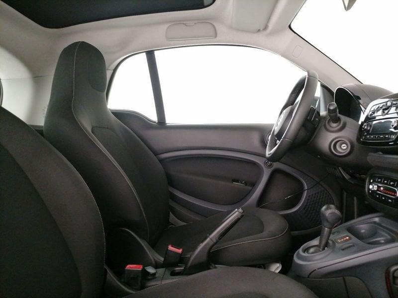 smart fortwo 0.9 t Nightrunner 90cv twinamic