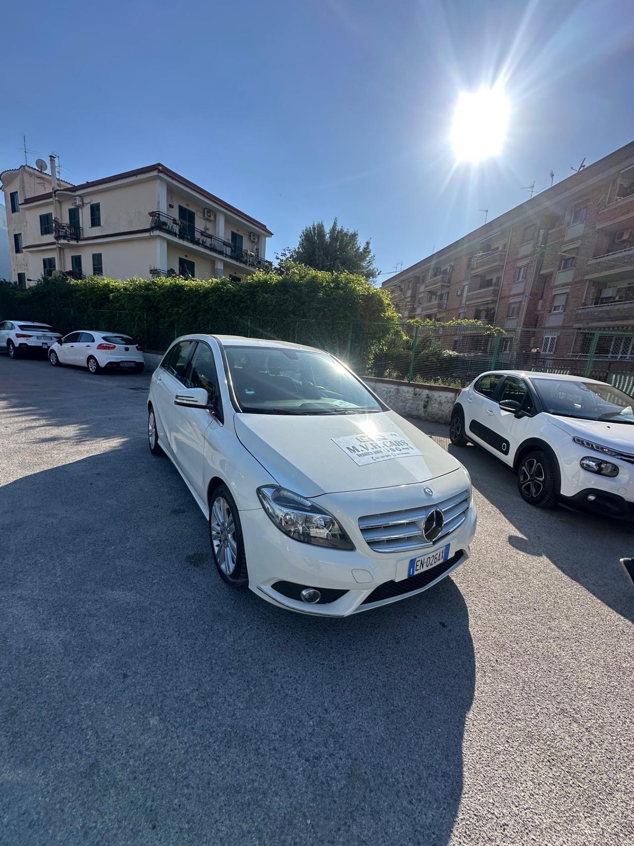 Mercedes-benz B 180 BlueEFFICIENCY Premium