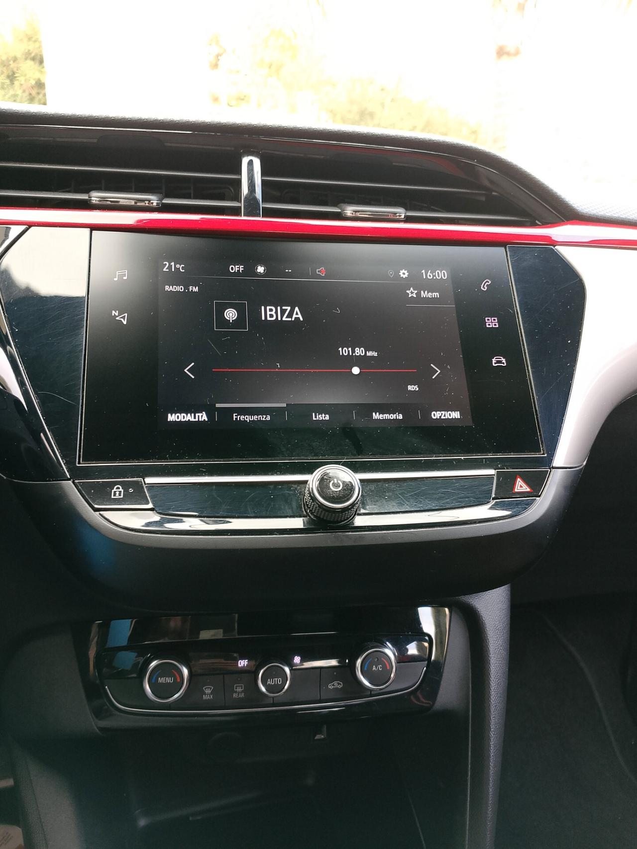 Opel Corsa 1.2 100 CV GS Line