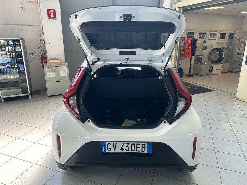 Toyota Aygo X 1.0B (72 CV) Active