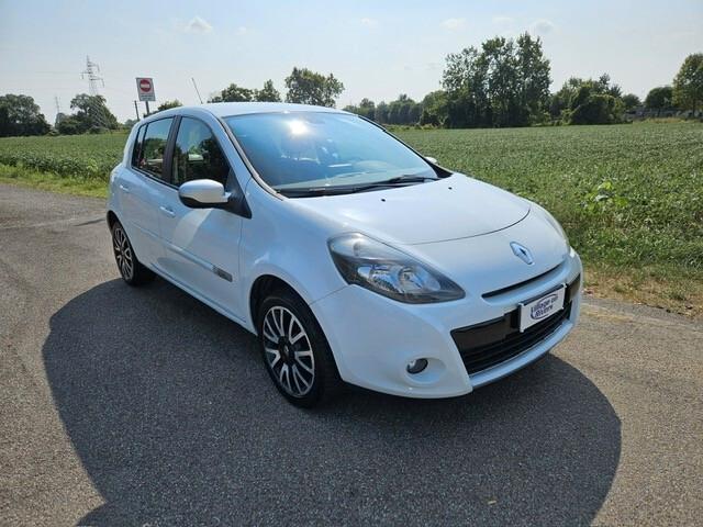 Renault Clio 1.2 16V 5 porte Dynamique