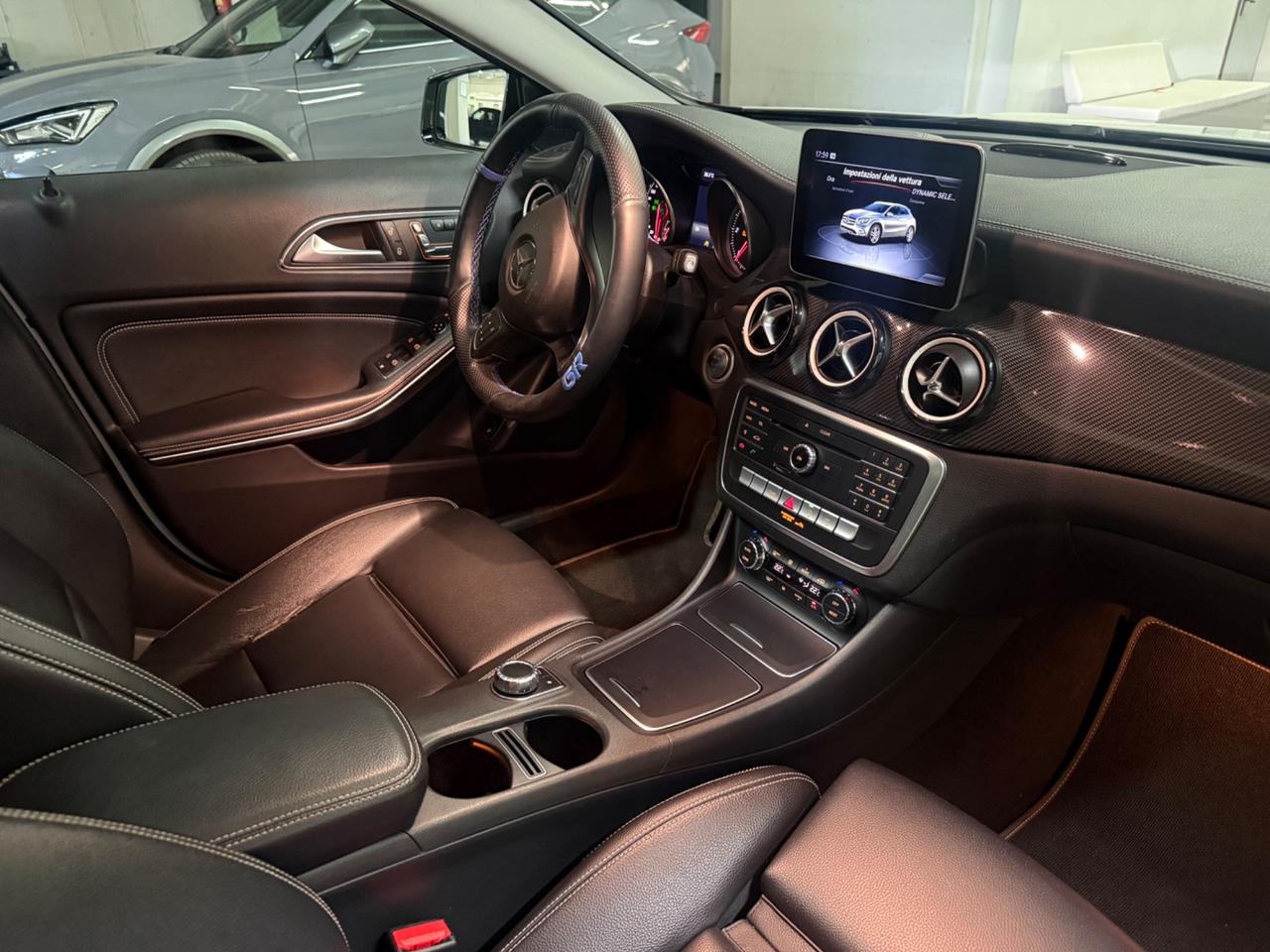 Mercedes-benz GLA 200 d Automatic Premium