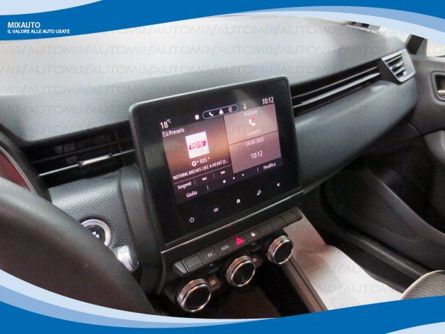 RENAULT Clio 1.6 eTech Hybrid 140cv Intens AUT EU6