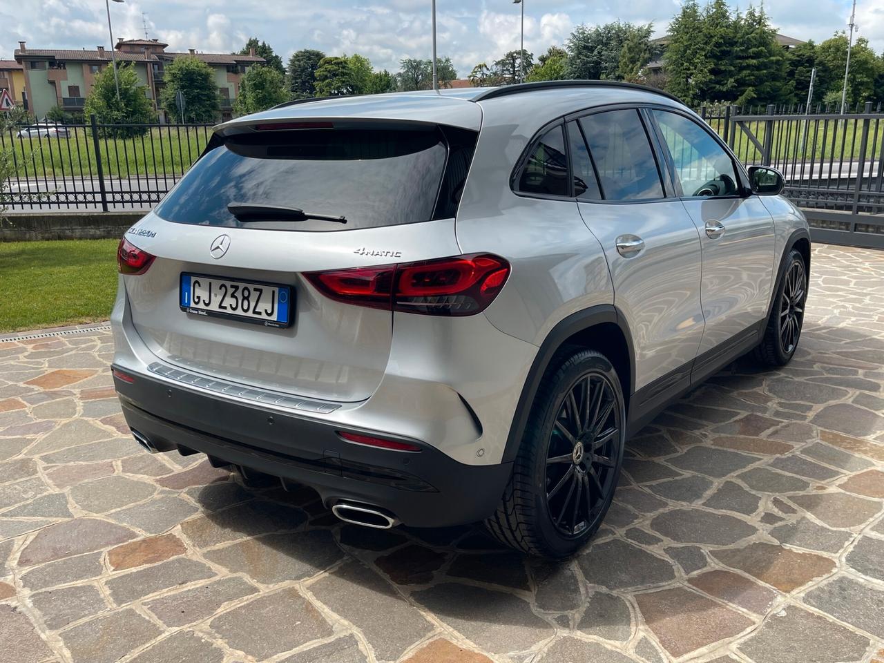 Mercedes-benz GLA 220d Premium 4matic Auto