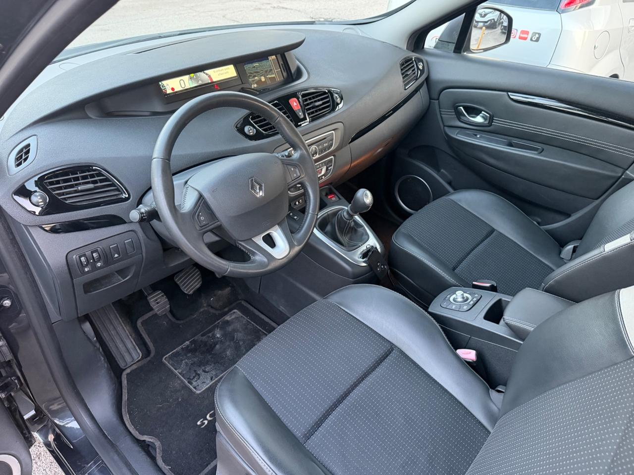 Renault Scenic 1.5 dCi 110 cv 2011 Navig retroc