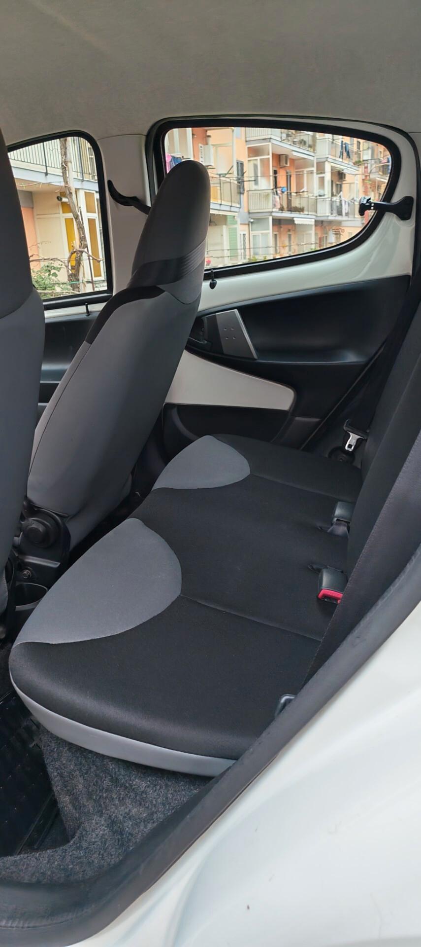 2013!!! ULTIMO MODELLO PEUGEOT 107 NUOVISSIMA