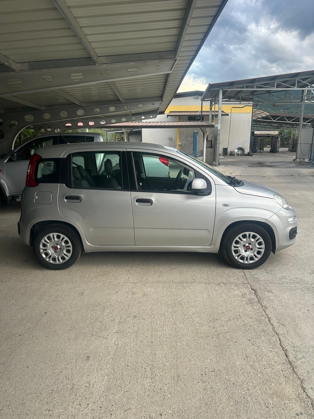 Fiat Panda 1.3 MJT 75 CV ALLESTIMENTO CROSS INTERNO