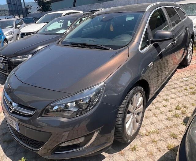 Opel Astra 1.7 CDTI 130CV Sports Tourer Cosmo