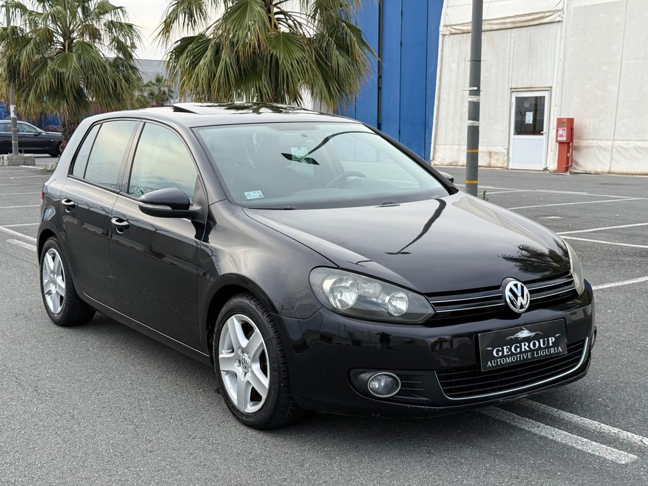 Volkswagen Golf 2.0 TDI 140CV DPF DSG 5p. Highline-TETTO-FULL