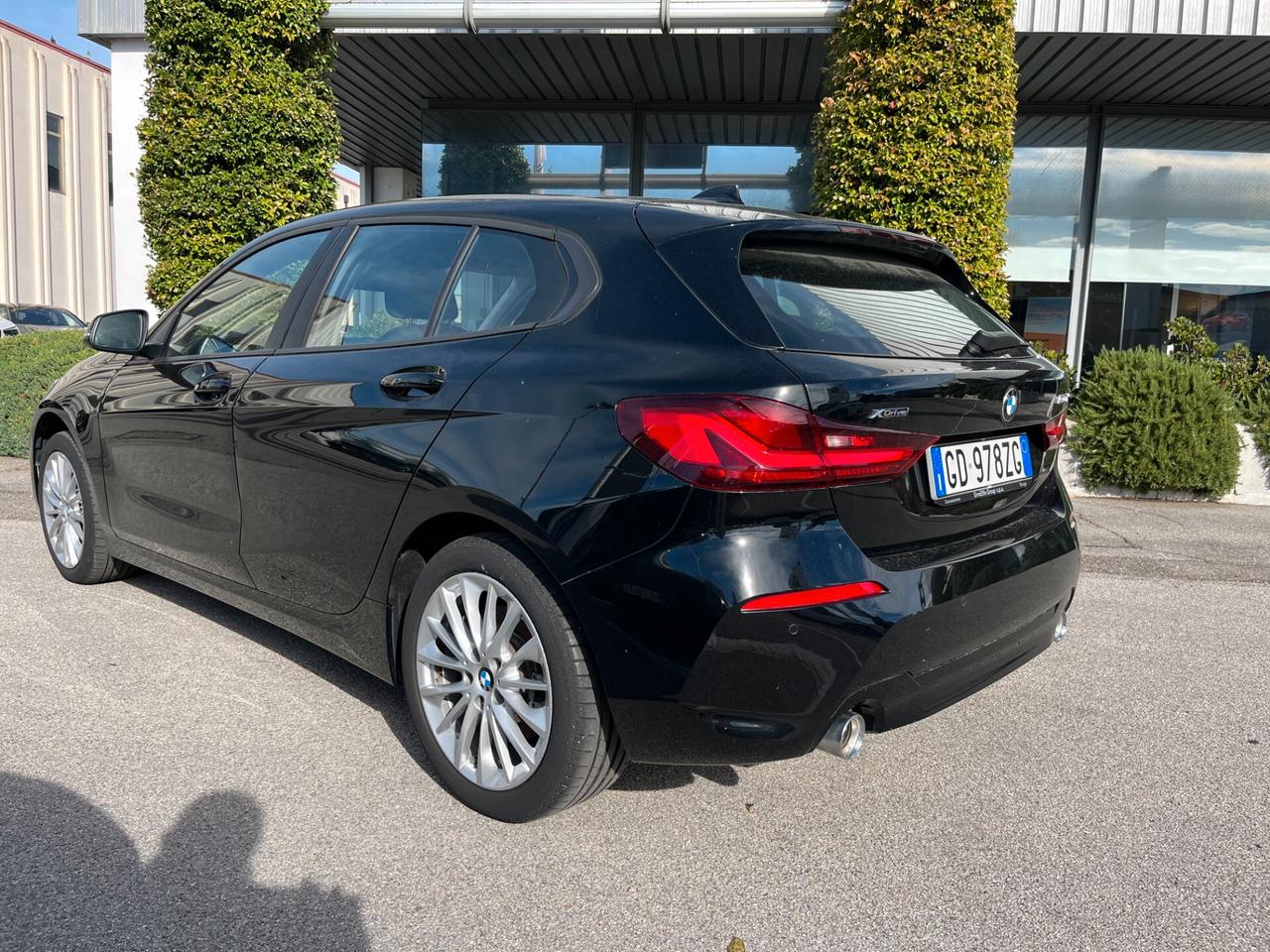 Bmw 120d xDrive 5p. Business Advantage 190CV