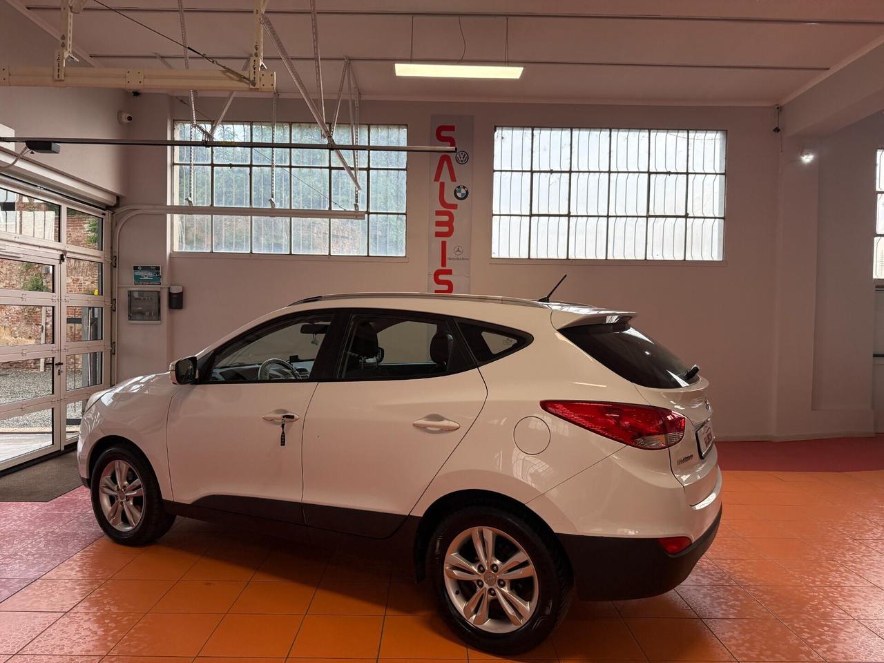 Hyundai iX35 € 3999,00 RISERVATA A COMMERCIANTI AU