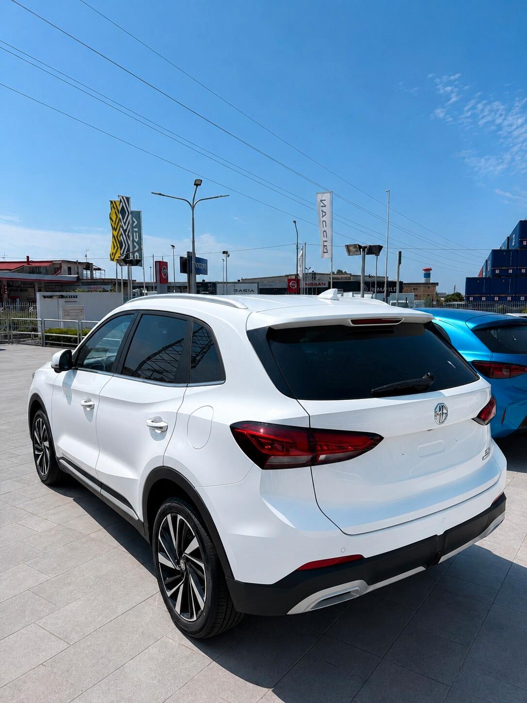 MG ZS 1.5 HYBRID LUXURY *SENZA OBBLIGO DI FINANZIAMENTO*