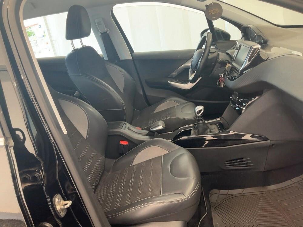 PEUGEOT 2008 GT LINE 1.2 BENZINA 130 CV EURO 6 D-TEMP