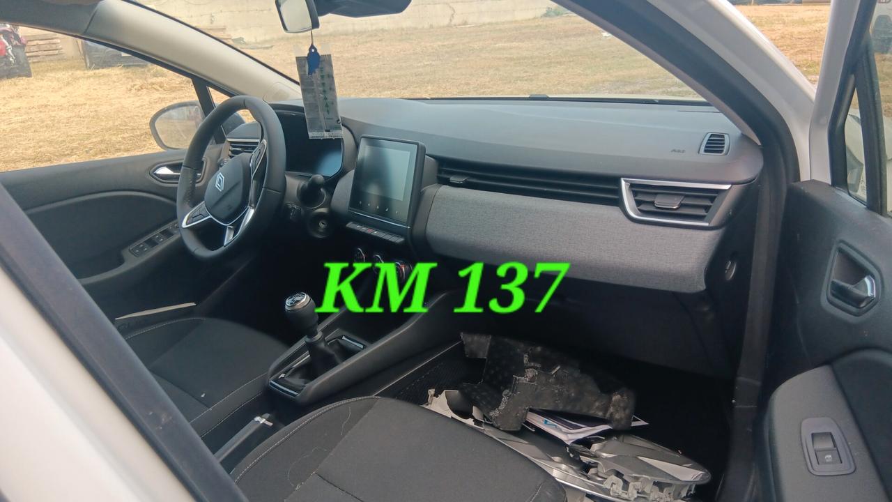 Renault Clio incidentata sinistrata mondialcars 12.025