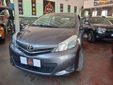 Toyota Yaris 1.0 5 porte Lounge