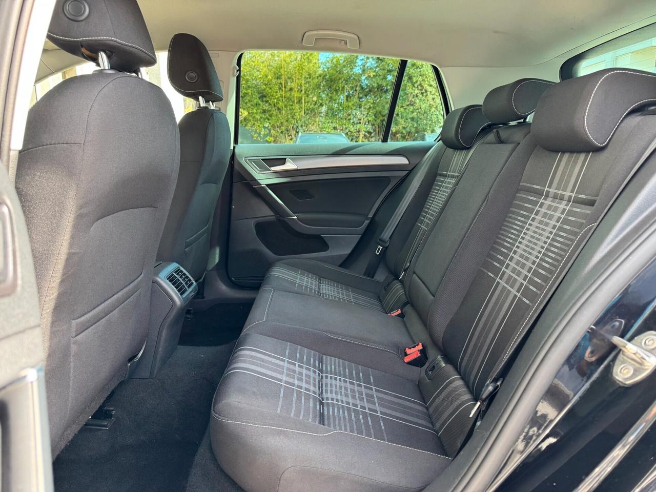 Volkswagen Golf 1.6 TDI 110 CV 5p. Comfortline BlueMotion Tech, Tagliandata