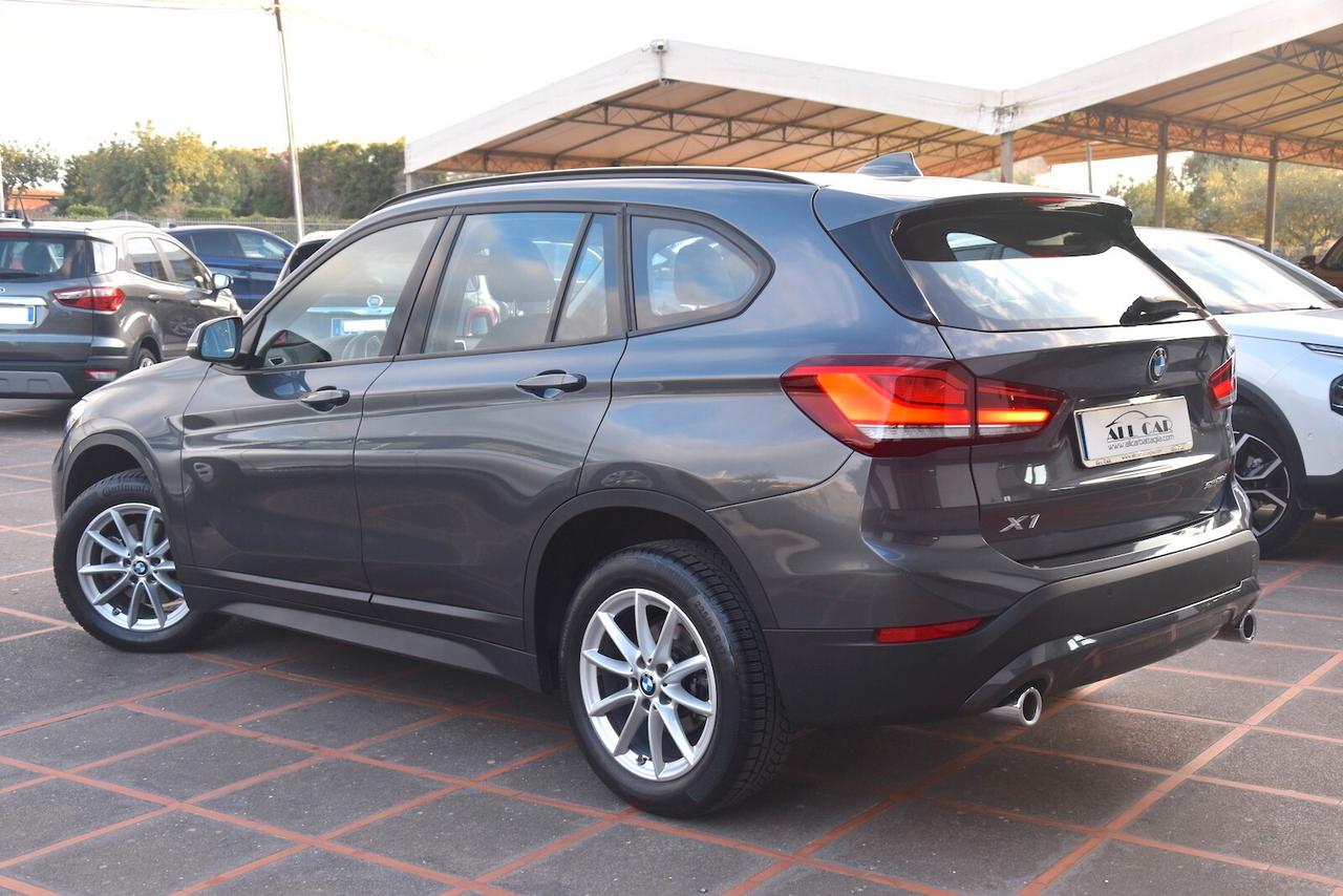 BMW X1 sDrive18d 150cv Business Advantage Aut.