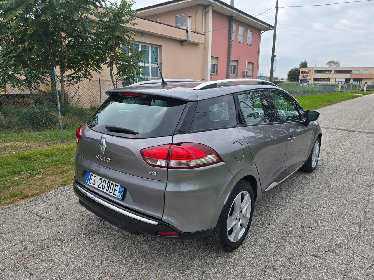 Renault Clio Sporter 1.5 DCI con GARANZIA