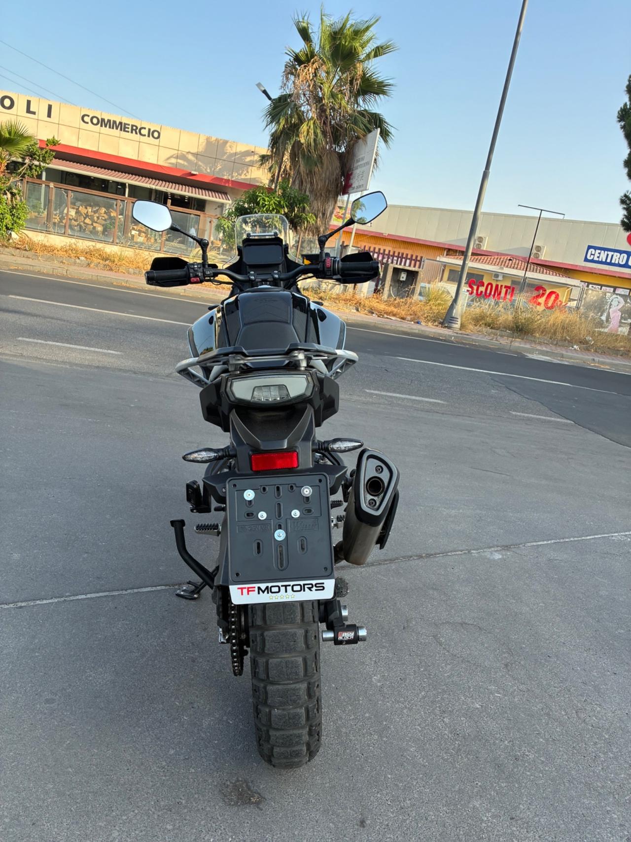Cf Moto 450MT SOLO 8000 KM - 2025