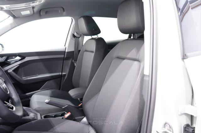 AUDI A1 allstreet 30 TFSI S-Tronic Identity Contrast