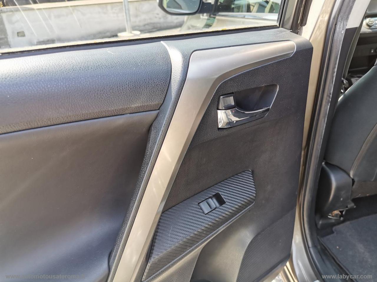 TOYOTA RAV4 2.0 D-4D 2WD STYLE OFFERTA PROMO WEB
