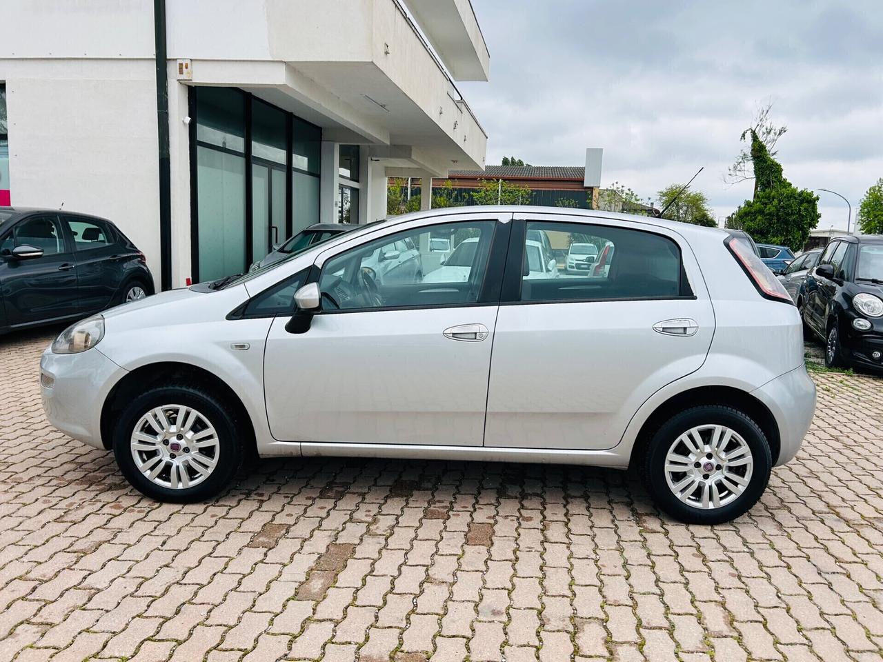 Fiat Punto 1.4 8V 5 porte Natural Power Lounge