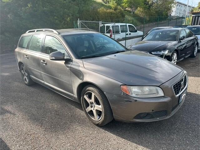 Volvo V70 2.4 D Momentum