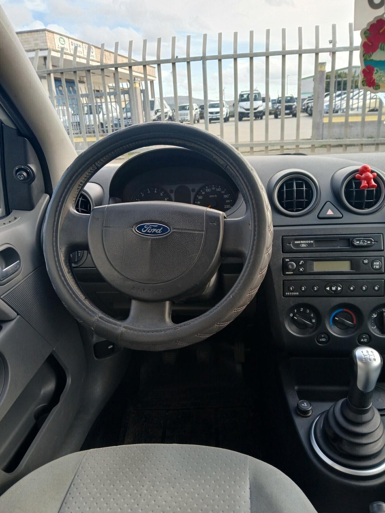 FORD Fiesta 1.400 Benzina 80cv 5porte Km122.000