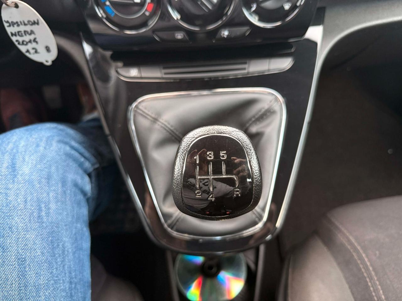 Lancia Ypsilon 1.2 69 CV 5 porte S&S Gold