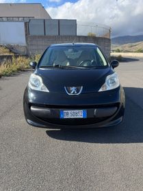 Peugeot 107 1.4 HDi 3p. Sweet Years