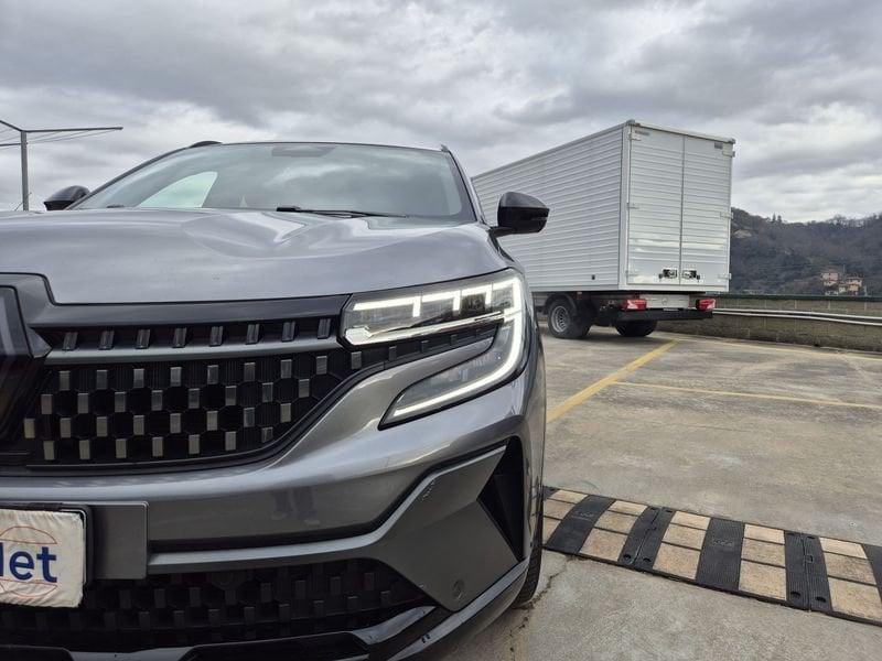 Renault Austral 1.2 E-Tech full hybrid Iconic Esprit Alpine 200cv auto