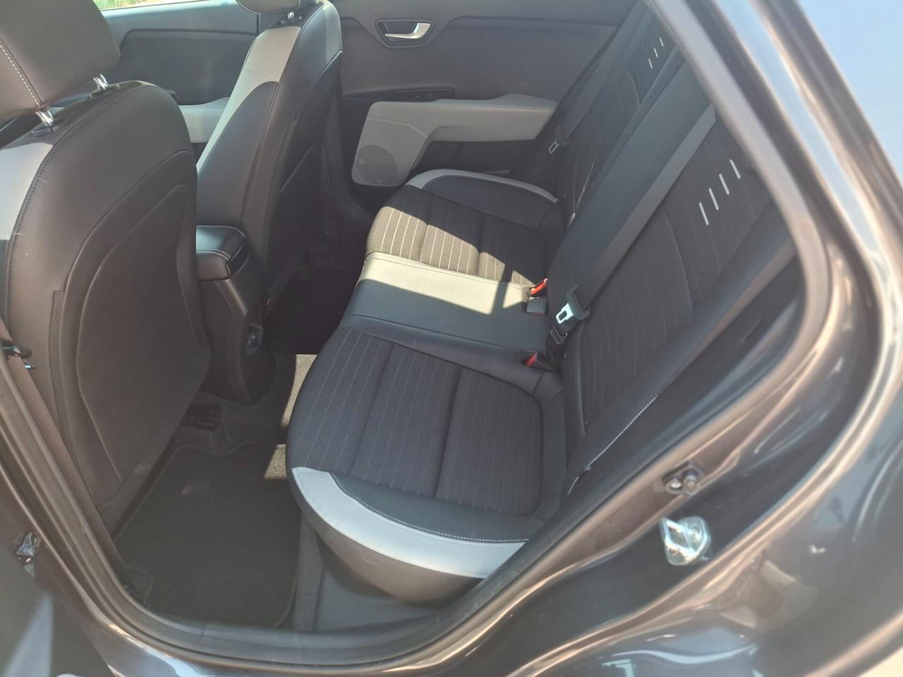 Kia Stonic 1.4 MPI EcoGPL Energy