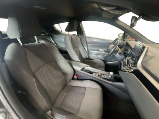 TOYOTA C-HR 1.8 Hybrid E-CVT Active