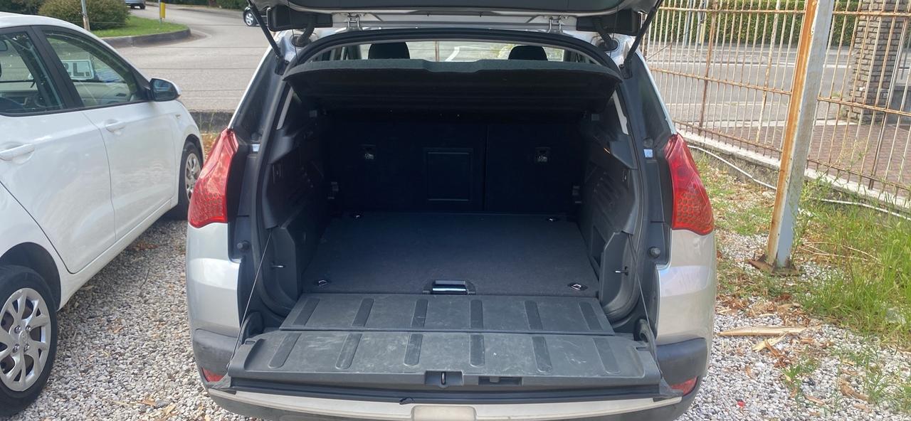 Peugeot 3008 1.6 HDi 110CV Tecno