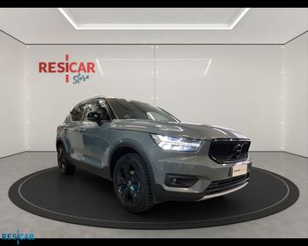 VOLVO XC40 2.0 d3 Momentum Core auto